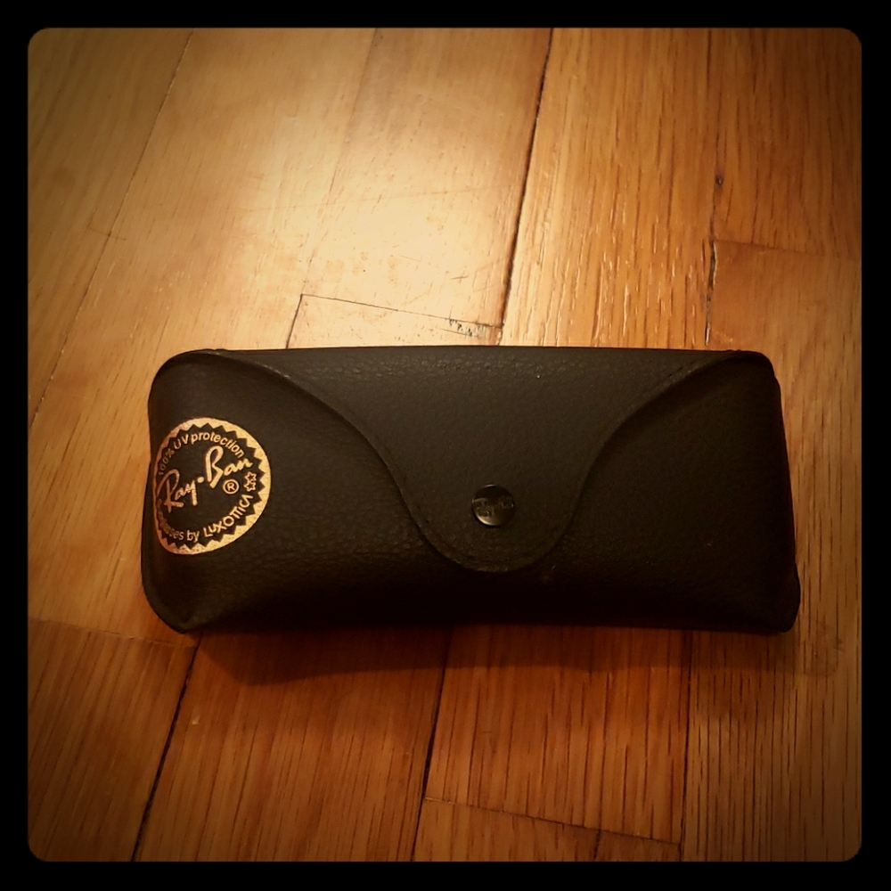 Ray Ban soft leather sunglasses case